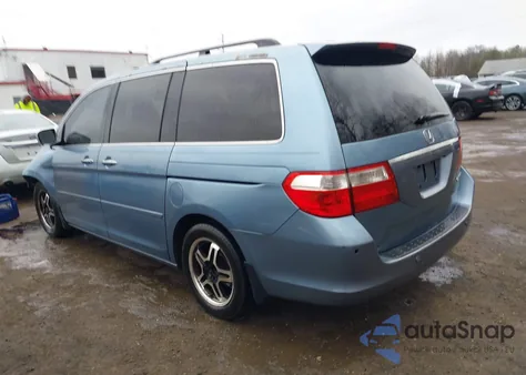 2005 Honda Odyssey Touring из США, поврежденный, VIN 5FNRL38855B109847